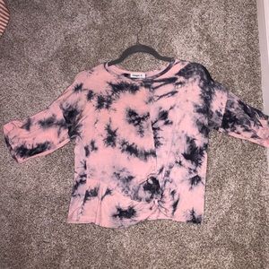 tie dye elbow length shirt